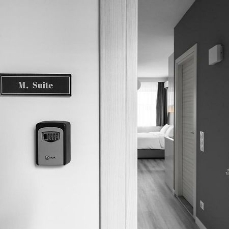 M&F Luxury Suites M Suite Thessaloniki Exterior photo