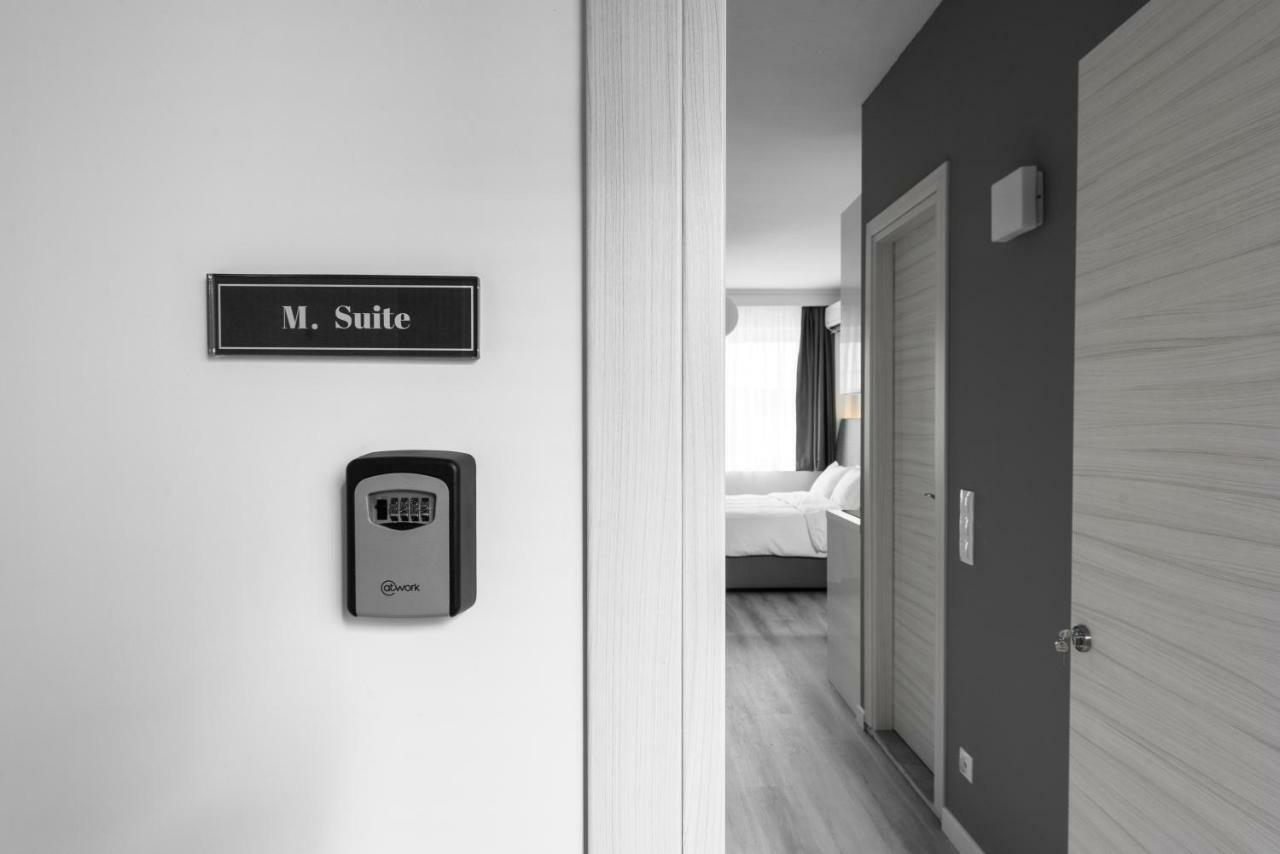 M&F Luxury Suites M Suite Thessaloniki Exterior photo