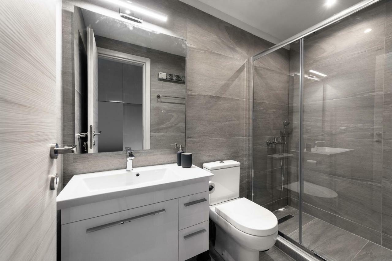 M&F Luxury Suites M Suite Thessaloniki Exterior photo
